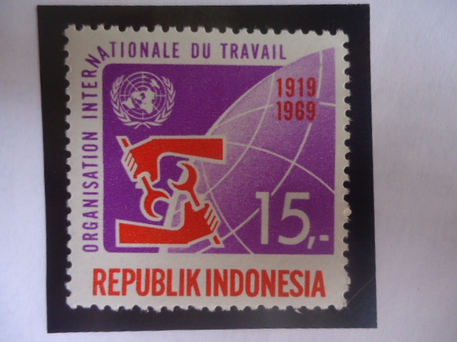 Organización Internacional del Trabajo - 1919-1969 - Emblemas.