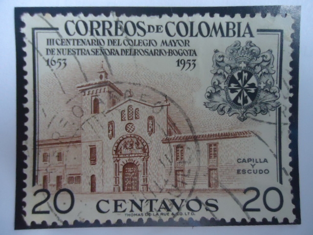 III Centenario del Colegio Mayor de Nuestra Señora del Rosario-Bogotá, 1653-1953 - Capilla y Escudo