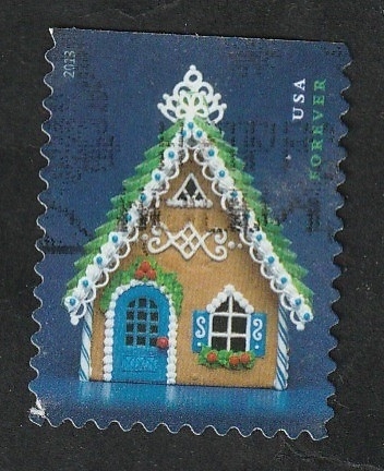 4643 - Casa, con tejado verde