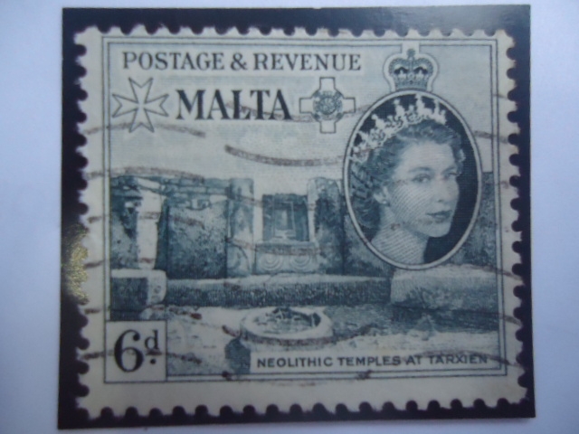 Neolithic Temples at Tarxien-Templo Neolítico en Tarxien  Postage Revenue-Serie:Elizabeth II (1956/5