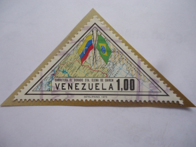 Carretera el Dorado Santa Elena de  Uairen - Mapa y Bandera de Venezuela y Brasil.