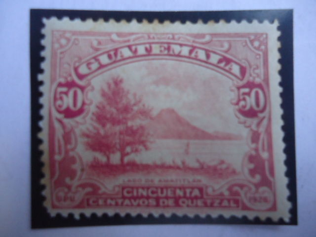 Lago de Amatitlán - U.P.U. 1926 - Sello de 50 cents. de Quetzal.