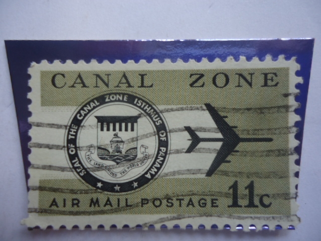 Sello del Ismo de la Zona del Canal de Panamá - Serie: Correo Aéreo. Sello de 11 Cents. de USA.