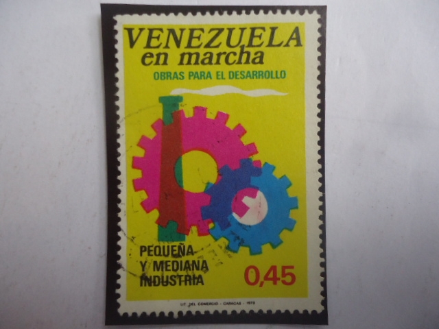 Pequeña y Mediana Industria - Venezuela en Marcha - Obras para el Desarrollo.