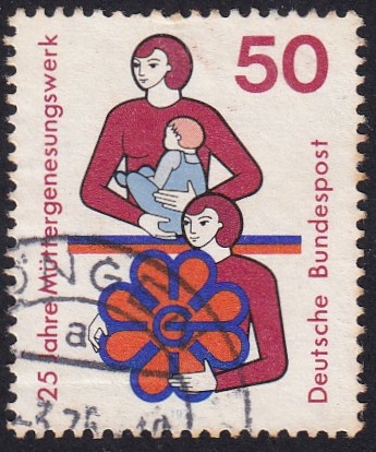 25 años organización para las madres