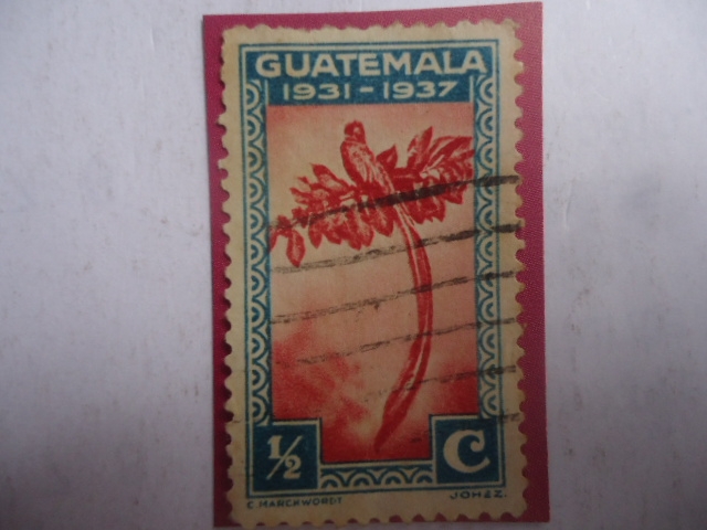 Quetzal (Pharomachrus mocinno) - Sello de 1/2 centavo Guatemalteco.