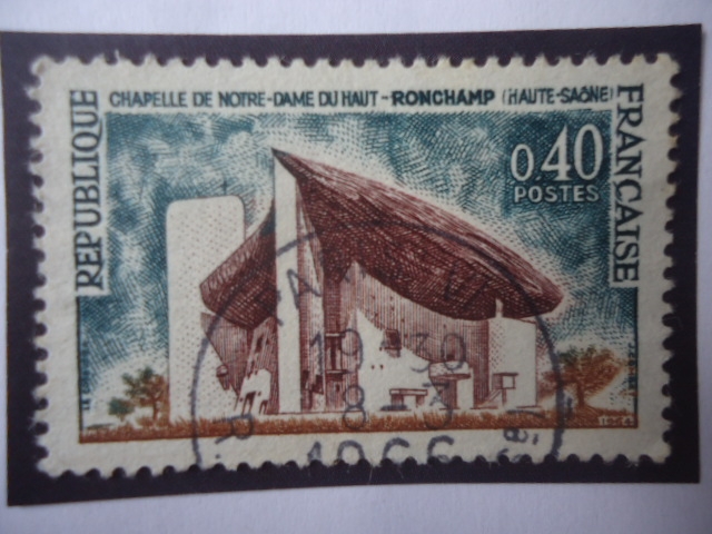 Chapelle de Notre-Dame du Haut-Ronchamp - Serie: Turismo.