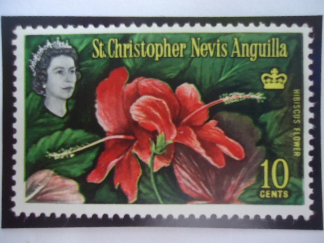 Hibiscus Flower (Flor de Hibiscos) - Serie: Queen Elizabeth II (1963) - Sello de 10 c. de Caribe del