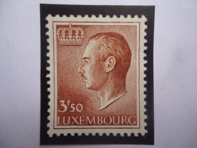 Gran Duque, Jean de Luxemburgo (1921-2019) - (Busto a la Izquierda del Duque Juan de Luxemburgo)
