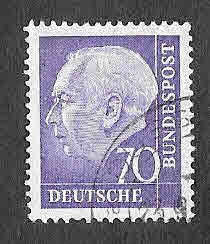 759 - Theodor Heuss