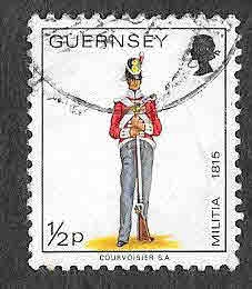 95 - Uniformes Militares (GUERNSEY)