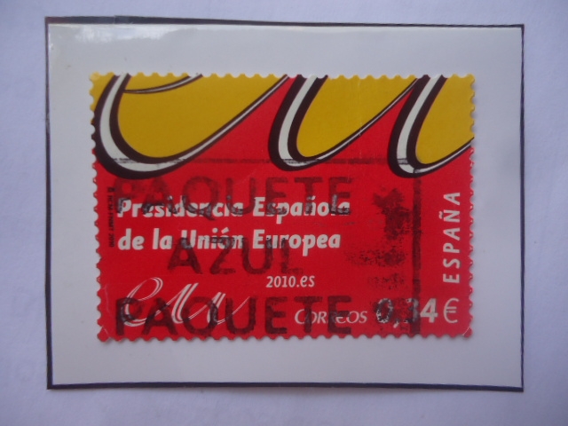 Ed:4547-Presidencia Española de la Unión Europea-Logo formado por las letra EU en Amarillo y Rojo.