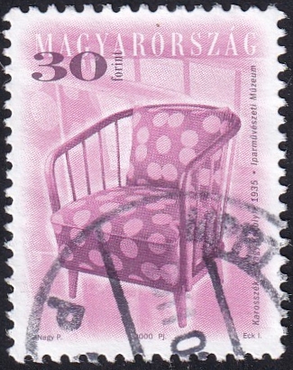 sillón de Karoly Nagy