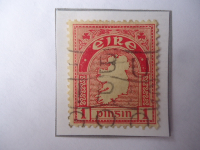 MAPA - Serie: Símbolos, 1940-1968 - Sello de 1 penique irlandés, año 1940