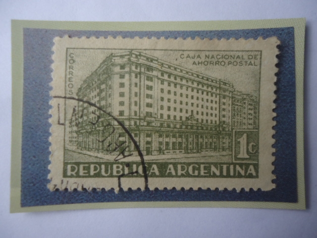 Edificio Caja de ahorro Nacional- Inauguración del Edificio del Ahorro Postal Nacional- Sello de 1 C