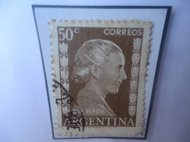Eva Perón (1919-1952) (También llamada:Eva María Duarte  de Perón)-Sello de 50 Ctvs. Año 1952.