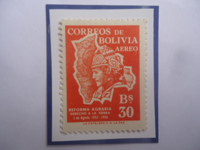 Reforma Agraria- 2 de Agosto 1953/54- Sello de 30 Boliviano de Bolivia, año1954.