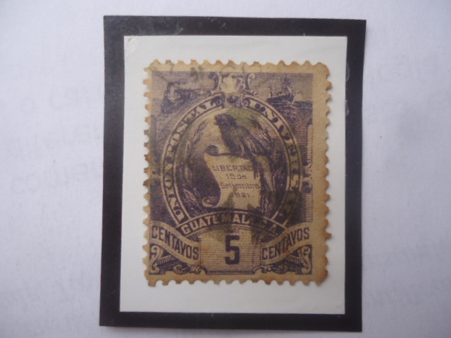 Escudo de Armas- Serie: Escudo de Armas 1871-1968- Selloo de 5 Ctvos Guatemaltecos, año 1887