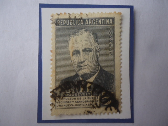 Franklin D. Roosevelt (1882-1945)-Presi. 32 (1933/45)-1er.Aniv. de su Muerte (1945/46)