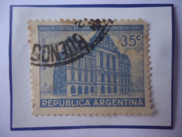 Palacio Central de Correo Telecomunicaciones- Sello de 35 Ct. año 1942/45
