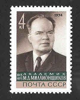 4157 - M. D. Millionschikov 