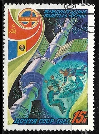Cosmonautas en la Orbita Espacial
