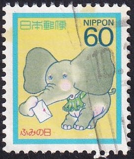 Elefante con carta