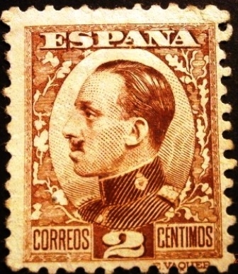 Alfonso XIII. Tipo Vaquer de perfil