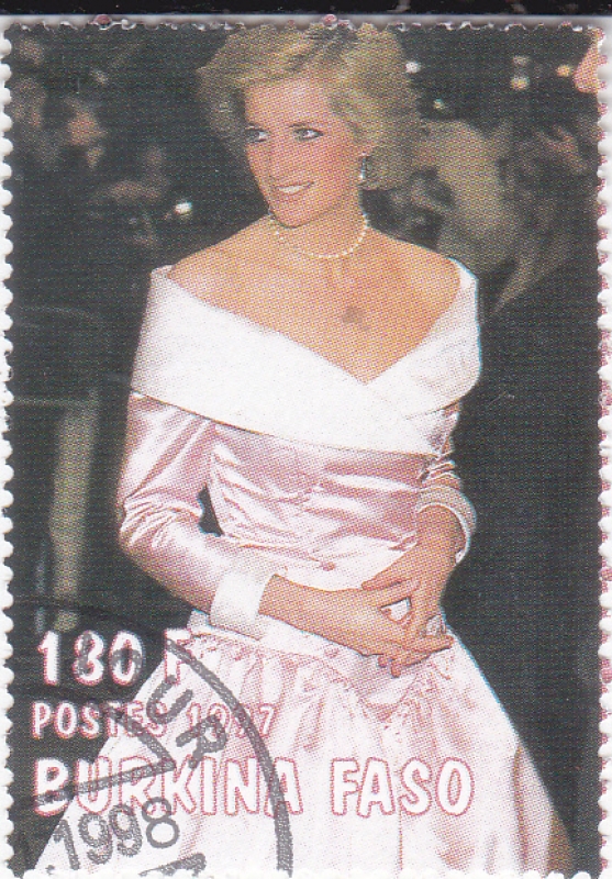 DIANA PRINCESA DE GALES