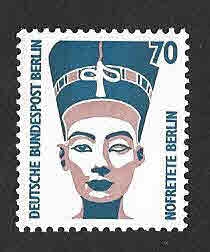 1517 - Busto de la Reina Nefertiti