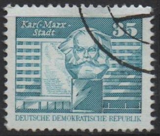 Munumento Karl-Marx