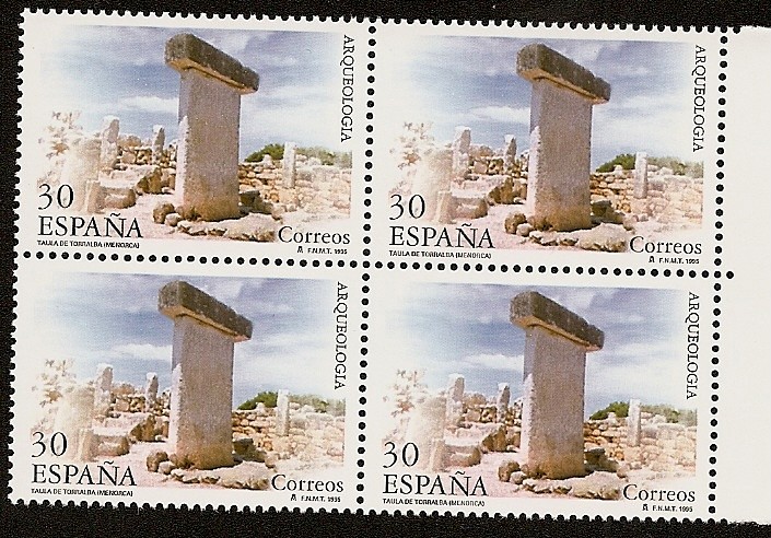 Arqueología - Taula de Torralba - Menorca