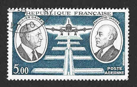 C45 - Pioneros de la Aviación 