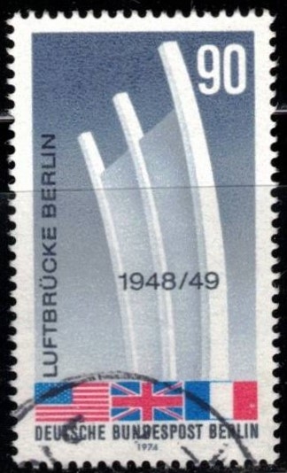 25º aniversario del fin del bloqueo de Berlín.
