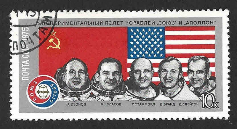 4338 - Cooperación Espacial URSS-USA