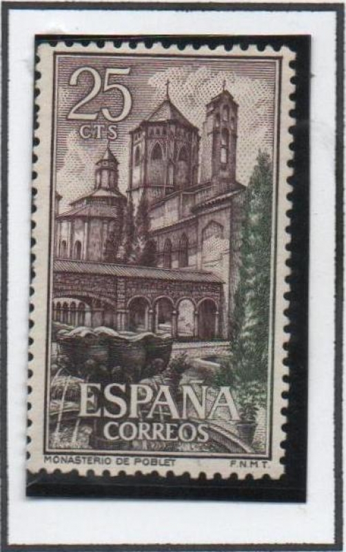 Monasterio d' Santa María d' Poblet: Jardín y Claustro