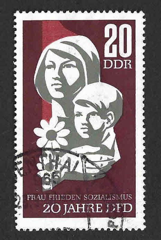 899 - XX Aniversario de la Federación Democrática de Mujeres de Alemania (DDR)