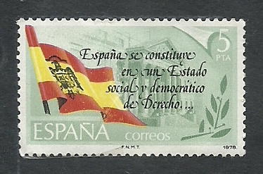 España se constituye en estado social y democratico