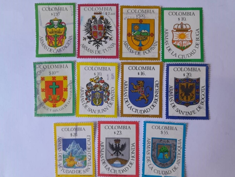 Escudos de Armas de las Ciudades Capitales de Colombia.