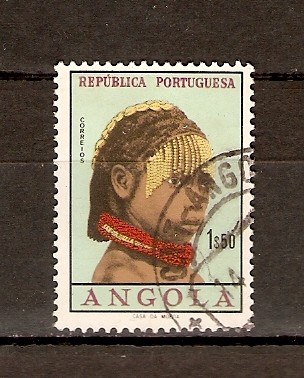 MUCHACHA  DE  ANGOLA