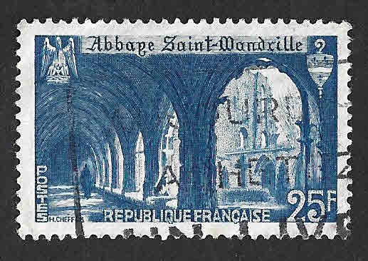 623 - Claustro de la Abadía de Saint-Wandrille