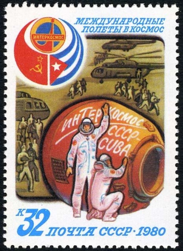 Interkosmos - Vuelo espacial soviético-cubano, cosmonautas que regresan y cápsula espacial