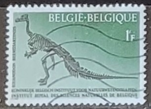 animales prehistoricos - Iguanodon bernissariensis