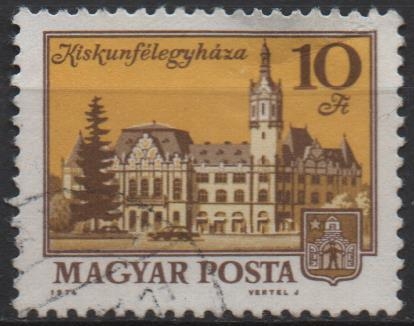 City Hall, Kiskunf elegyh'aza