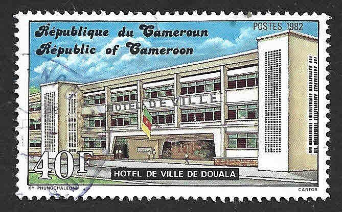 708 - Ayuntamiento de Douala