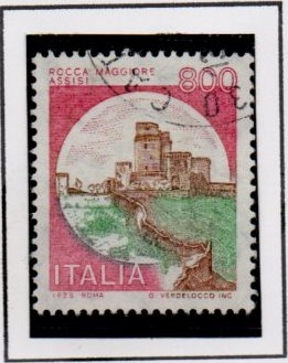 Castillos; Rocca Maggiore, Asis
