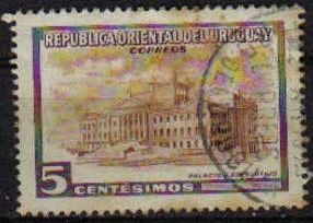 URUGUAY 1954 780 Sello Palacio Legislativo Usado