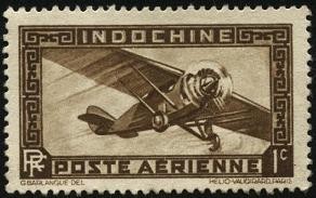 Indochina, colonia francesa de Asia. Aeroplano monomotor. Correo Aéreo.