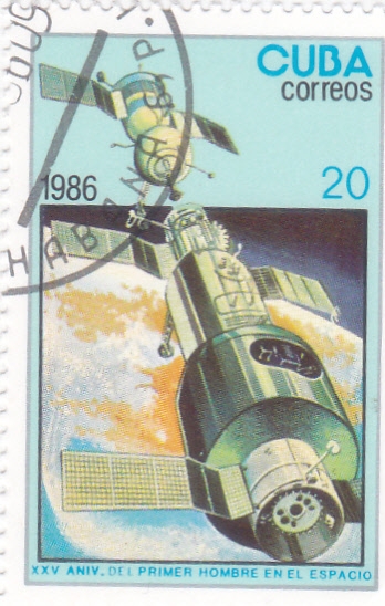 XXV aniversario del 1º hombre el el espacio