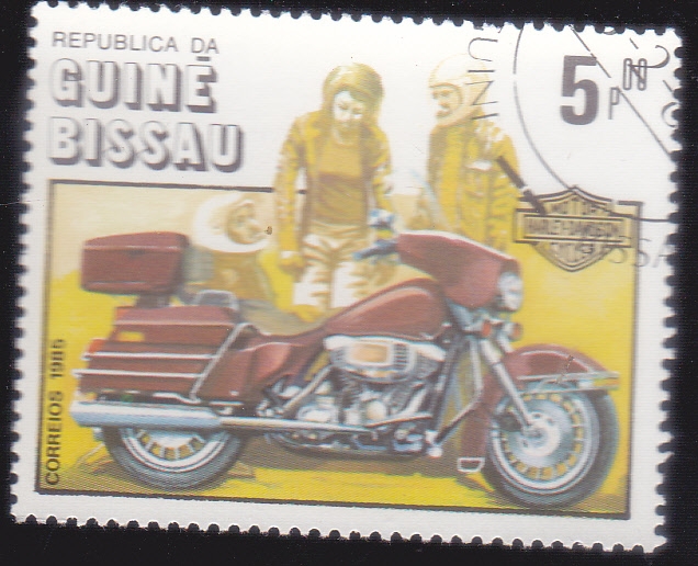 MOTOCICLETA-Harley Davidson